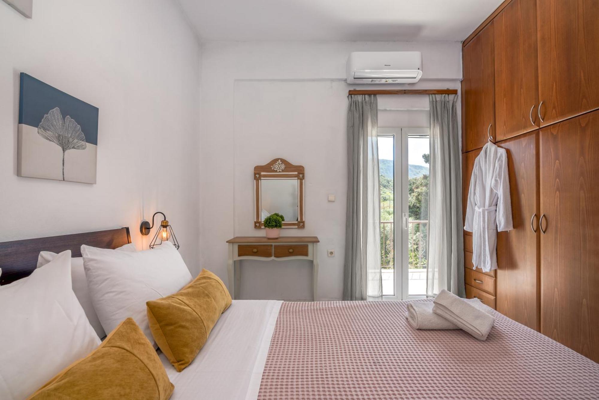 Achilleas Deluxe Αpartment -Pet Friendly-Parking-Mountain View Villa Kotsianá Eksteriør bilde